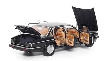 【新品】全開閉 Almost Real 1/18 ジャガー XJ40 XJ6 黒 1/18 Almost Real 810543 Jaguar XJ XJ40 XJ6 Ebony Black